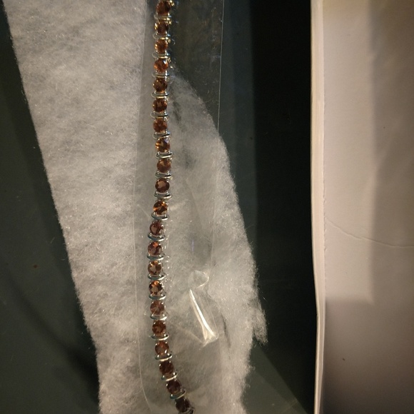 Tennis bracket - Picture 2 of 3